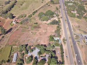 2 ha Land available in White River