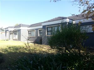 3 Bed House in Edendale