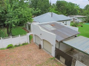 4 Bed House in Lombardy East