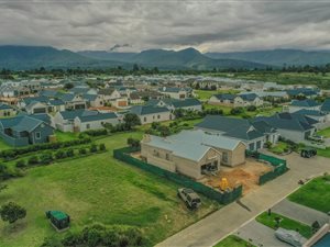 3 Bed House in Kraaibosch