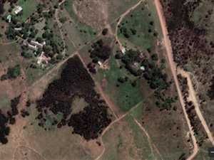 8.6 ha Farm in Rietfontein