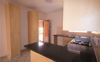 2 Bedroom Apartment in Silver Lakes
