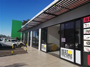 210 m² Retail Space in Hillcrest Central