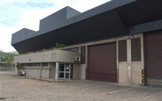 3878 m² Industrial space in New Germany
