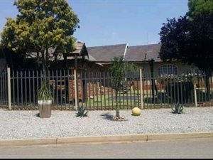 3 Bed House in Birch Acres