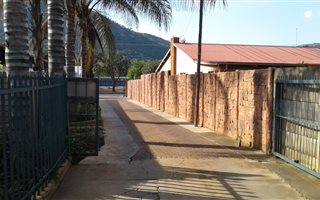 4 Bedroom House in Parktown Estate