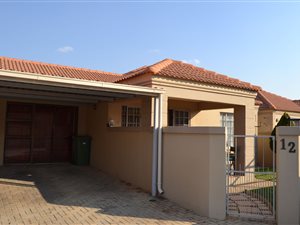 2 Bed Simplex in Baillie Park