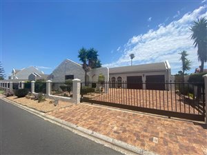 4 Bed House in Edgemead