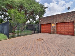 4 Bed House in Wierda Park