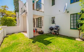 2 Bedroom Apartment in Marais Steyn Park