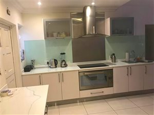 4 Bed House in Paulshof
