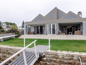 3 Bedroom House in Royal Alfred Marina