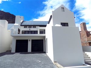 3 Bed House in Franschhoek