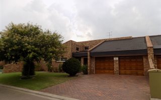 2 Bedroom Cluster in Sunward Park