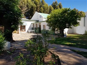 7 Bed House in Willowmore