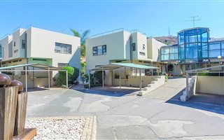 2 Bedroom Townhouse in Bruma