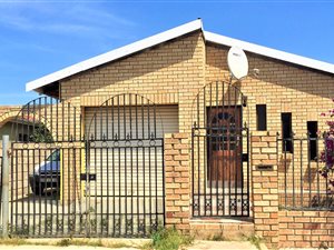 3 Bedroom House in Kwadwesi