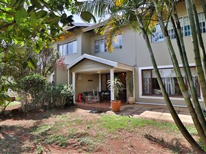 3 Bed Duplex in Waterfall