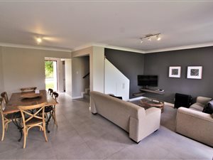 2 Bed Apartment in Piesang Valley