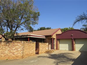 3 Bed Simplex in Wierda Glen