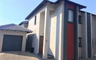 2 Bedroom Duplex in Die Bult