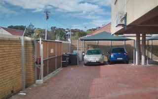 1 Bedroom Apartment in Wynberg