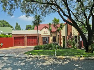 3 Bedroom House in Thornhill Estate