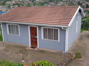 2 Bed House in Trenance Manor