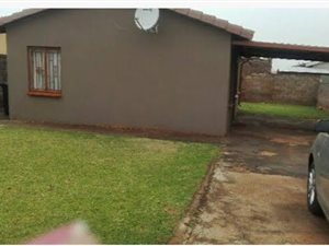 3 Bed House in Roodekop