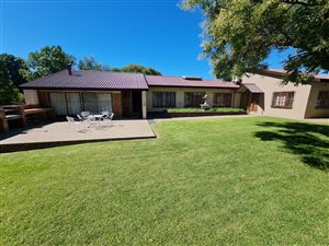 8565 m² Smallholding in Bethal
