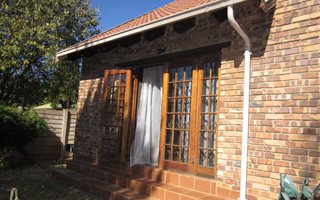 3 Bedroom Duplex in Moreleta Park