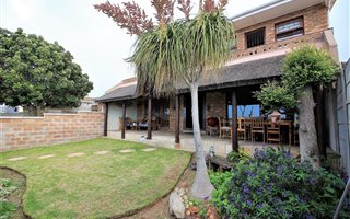 4 Bedroom House in Sandy Point