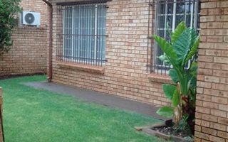 3 Bedroom House in Wilgeheuwel