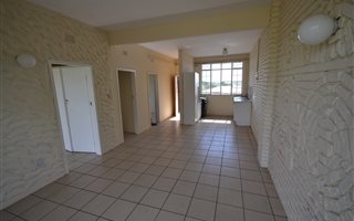 2 Bedroom Apartment in Johannesburg Central