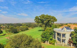 4 Bedroom House in Centurion Golf Estate