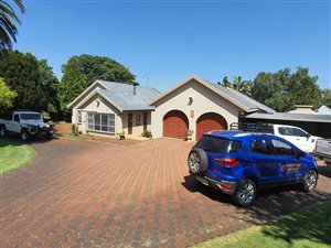 2.1 ha Farm in Krugersdorp Central