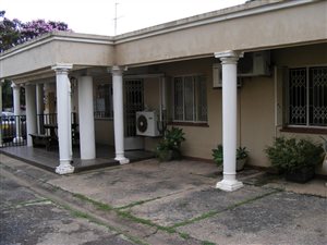 3 Bedroom House in Escombe