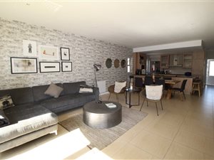 3 Bed Townhouse in Oaklands