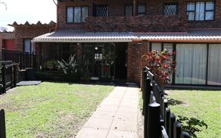 4 Bedroom Duplex in Pumula