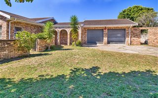 3 Bedroom House in Ben Kamma