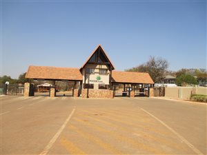 1307 m² Land available in Kameeldrift East