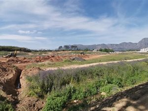 571 m² Land available in Paarl