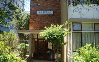 Studio Apartment in Rosebank