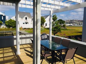 4 Bed House in Thesen Islands