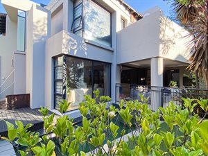 4 Bed Townhouse in Morningside
