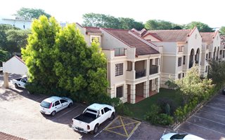 2 Bedroom Apartment in Riverside Park
