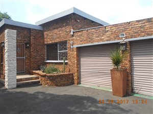 4 Bed House in Sunward Park