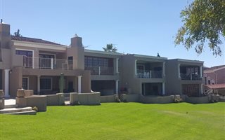 2 Bedroom Townhouse in Peacehaven