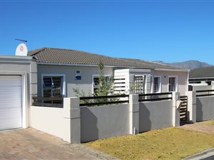 3 Bed House in Retreat