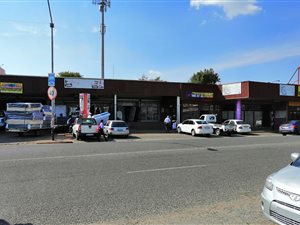 1650 m² Commercial space in Primrose